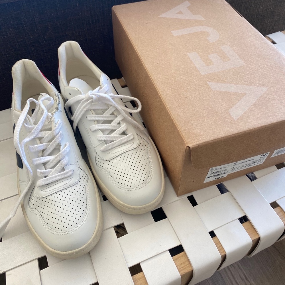 VEJA V-10 Extra White Nautico Pekin Sneaker